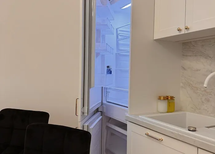 Honey Nook 3 Minutes From The Center דירה *