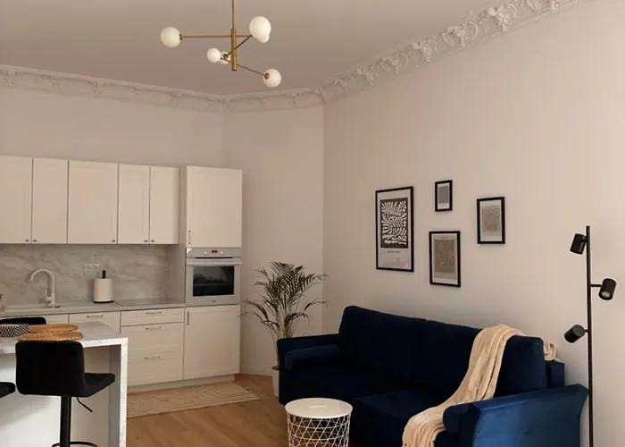 Honey Nook 3 Minutes From The Center Apartament